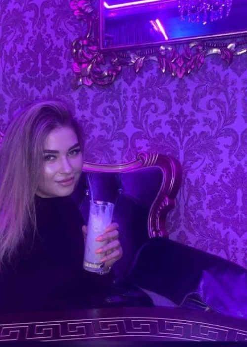 Проститутка Кира Кира